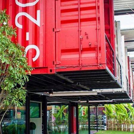 Sleepbox Chiangmai Hotel Chiang Mai Eksteriør bilde